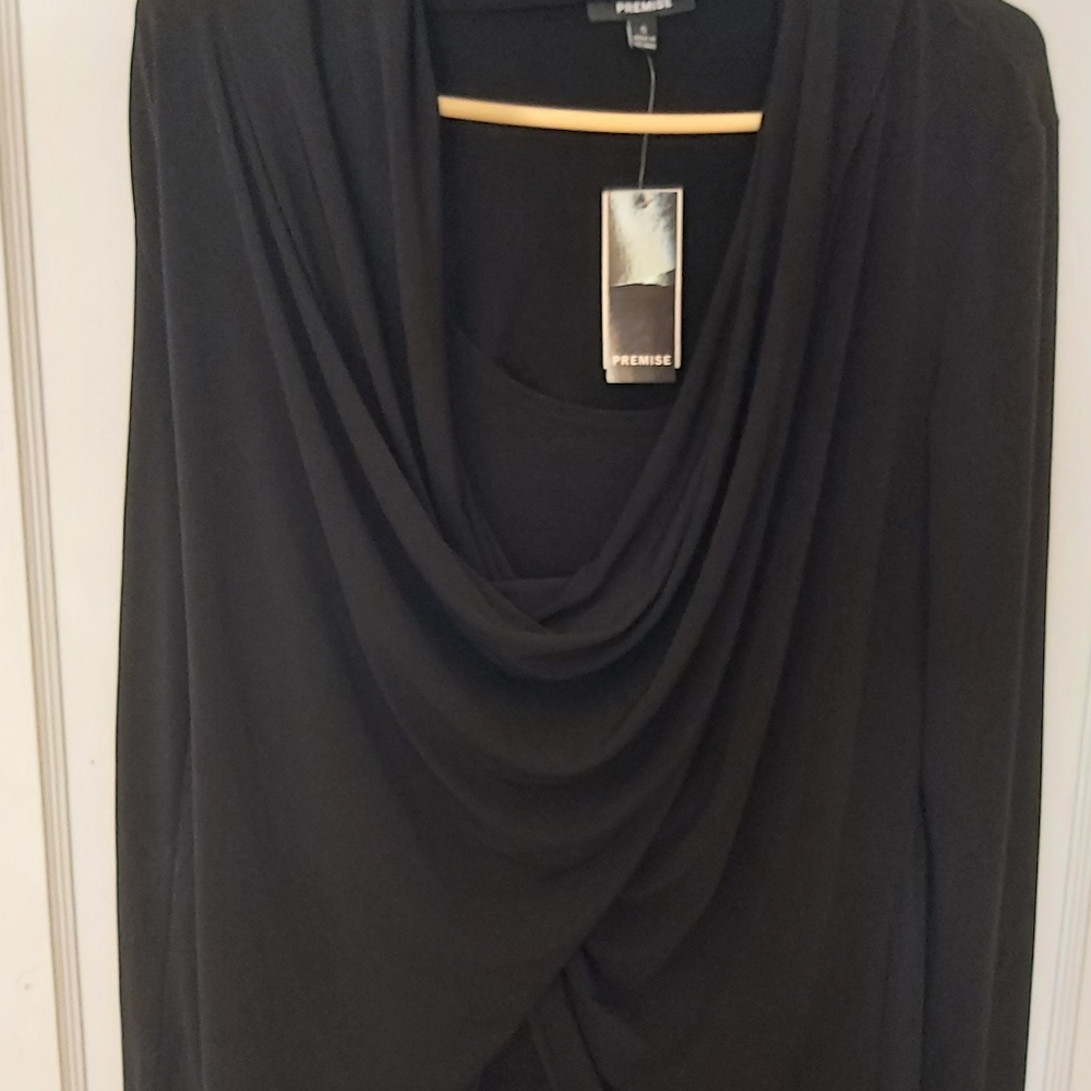 Premise size Small Blouse.